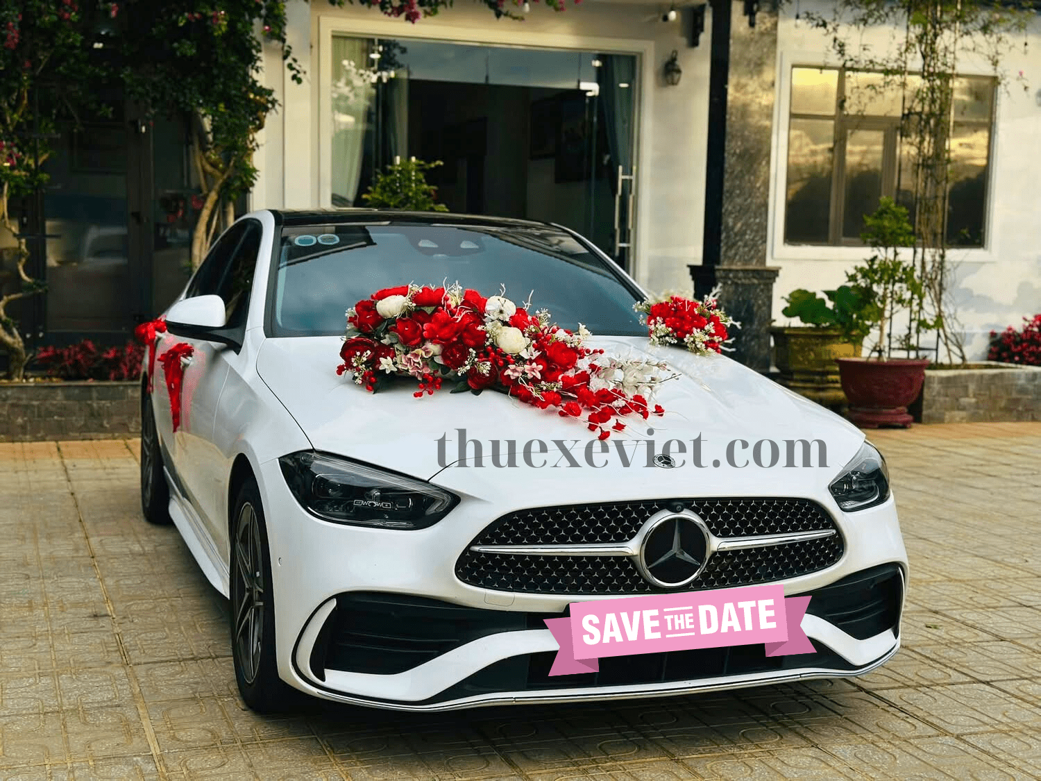 thuê xe cưới mercedes C300